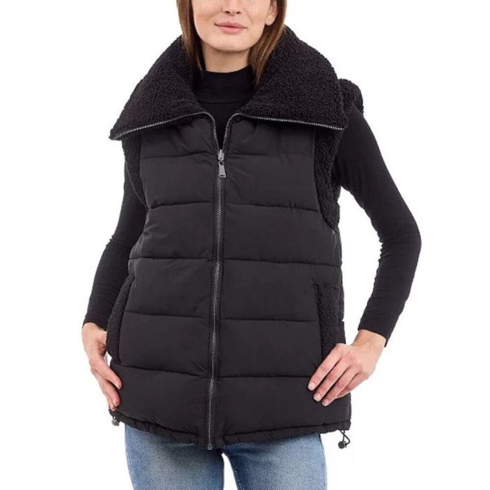 $120 BCBGeneration Reversible Puffer Vest Small Black Zip Up Cozy Winter Pockets